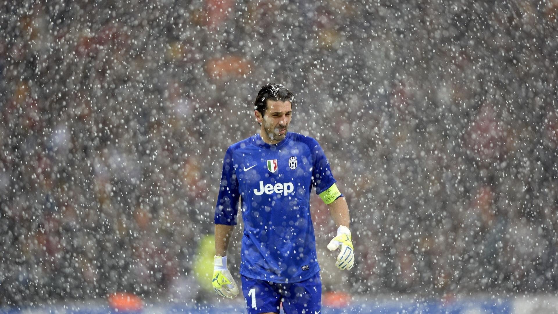 巴萨后防危机！伊尼戈确认离队，弗里克战术体系面临重大挑战