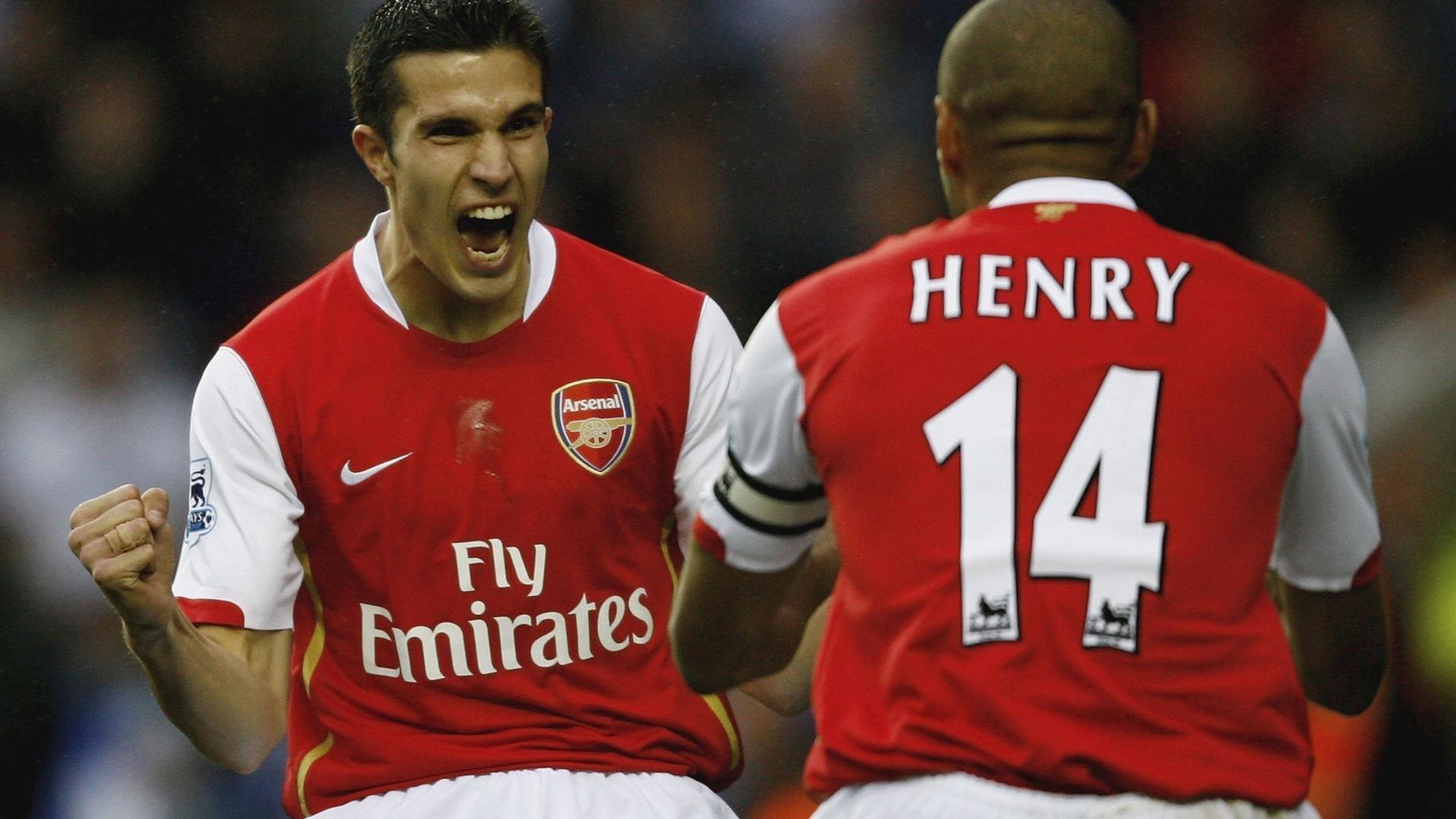 1.21亿先生恩佐英超首秀闪耀！三大特质诠释他为何比若鸟更胜一筹